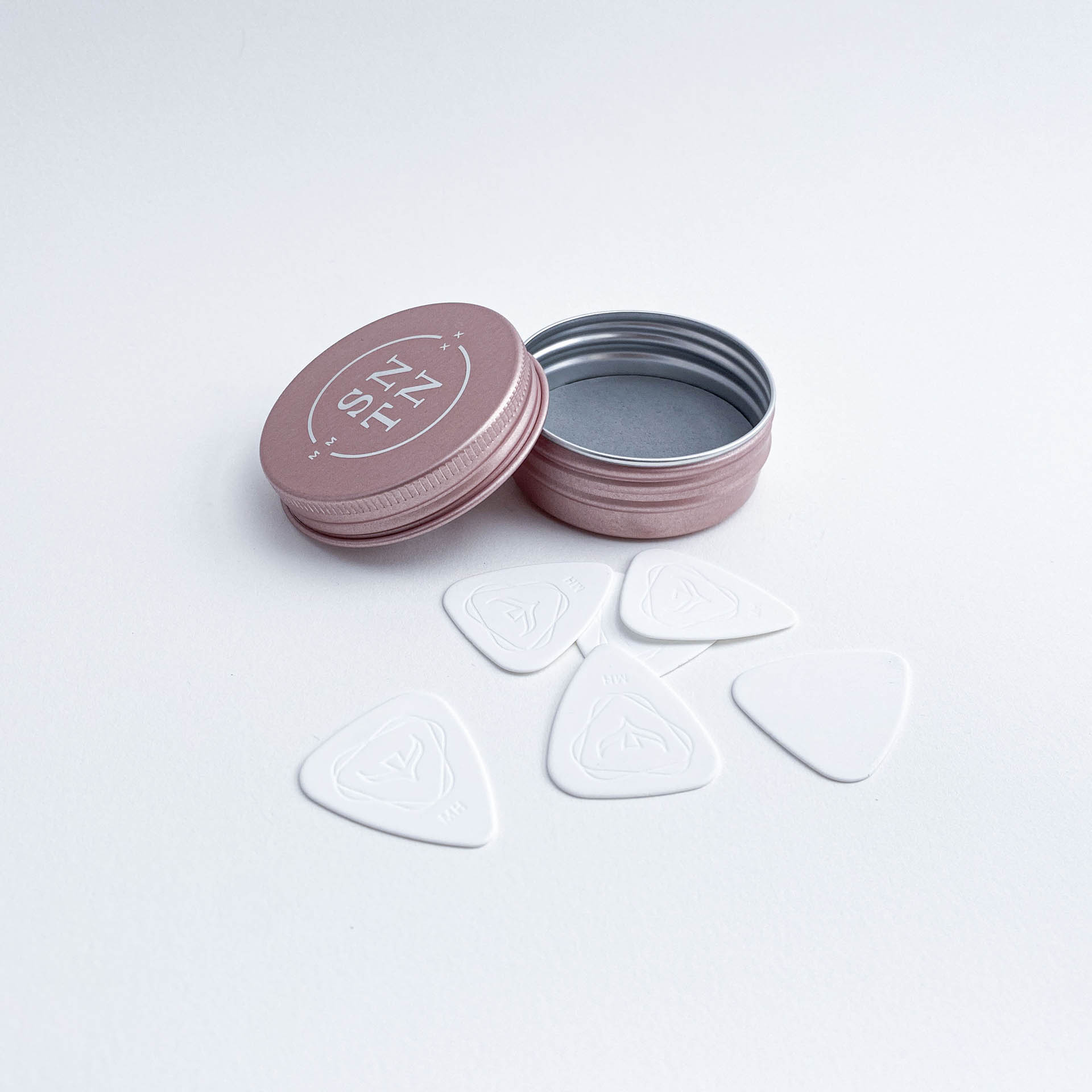 Etched Pick Tin